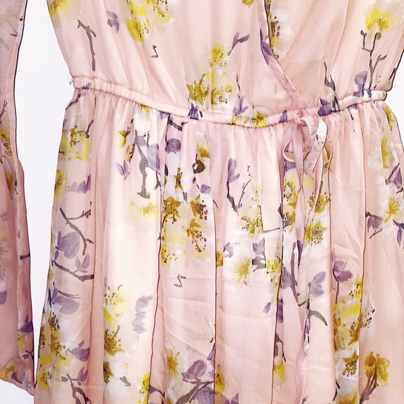 Light Pink Chiffon Bell Sleeve Flower Dress - Picture 9 of 11